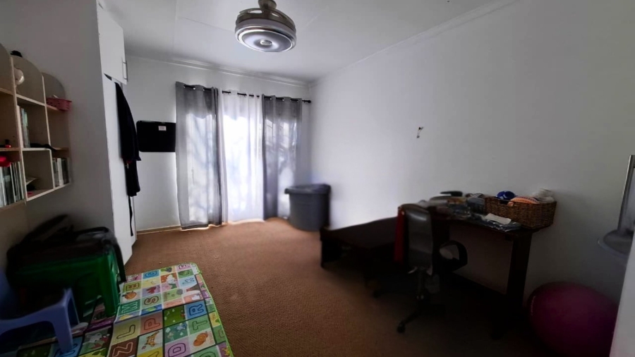 4 Bedroom Property for Sale in Universitas Ridge Free State